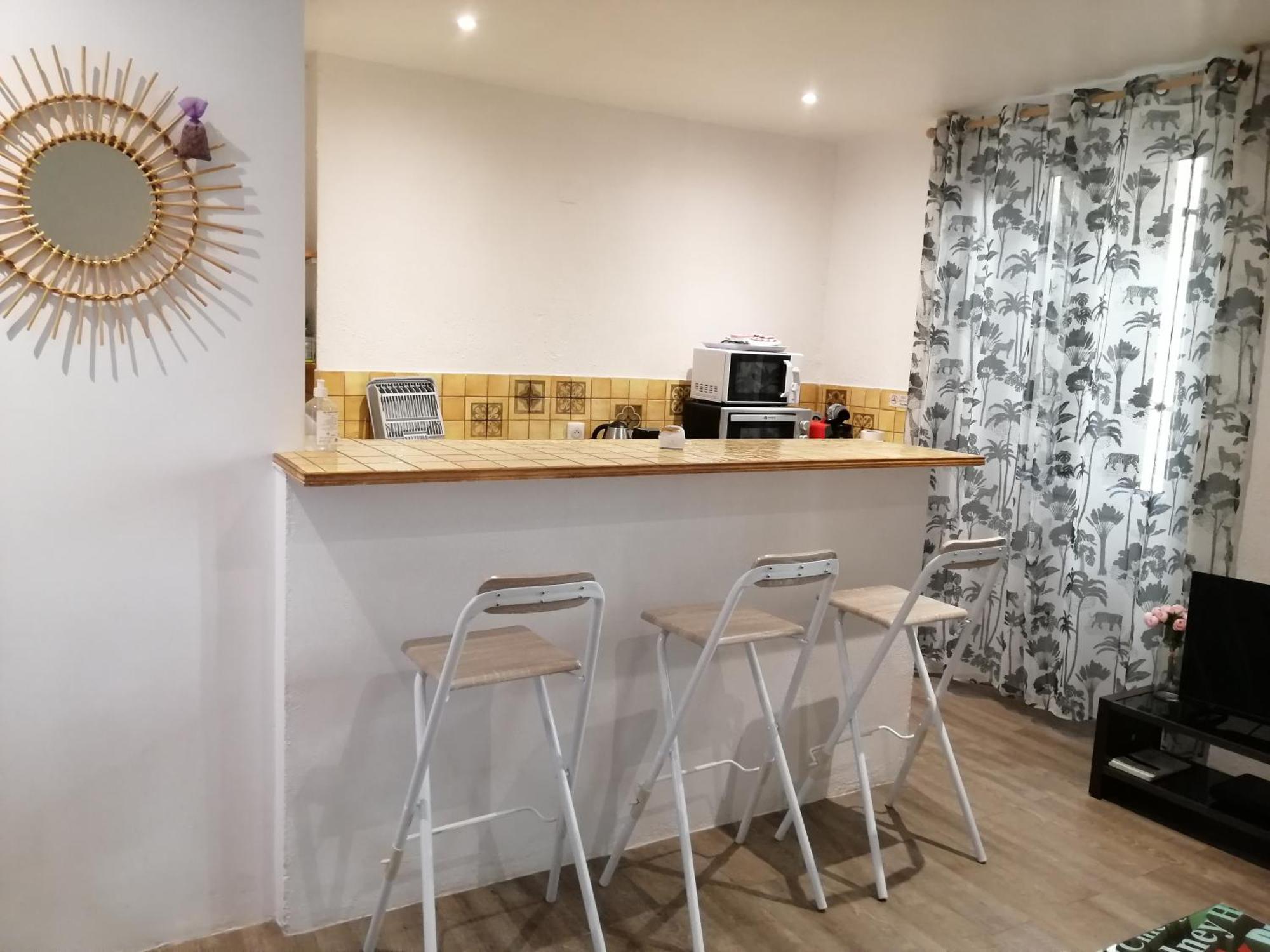 Appartement Coquet 2 Pieces Coeur Vieil *